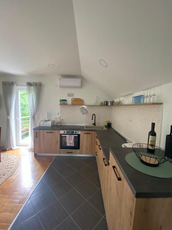 “bear Hill” Apartment *