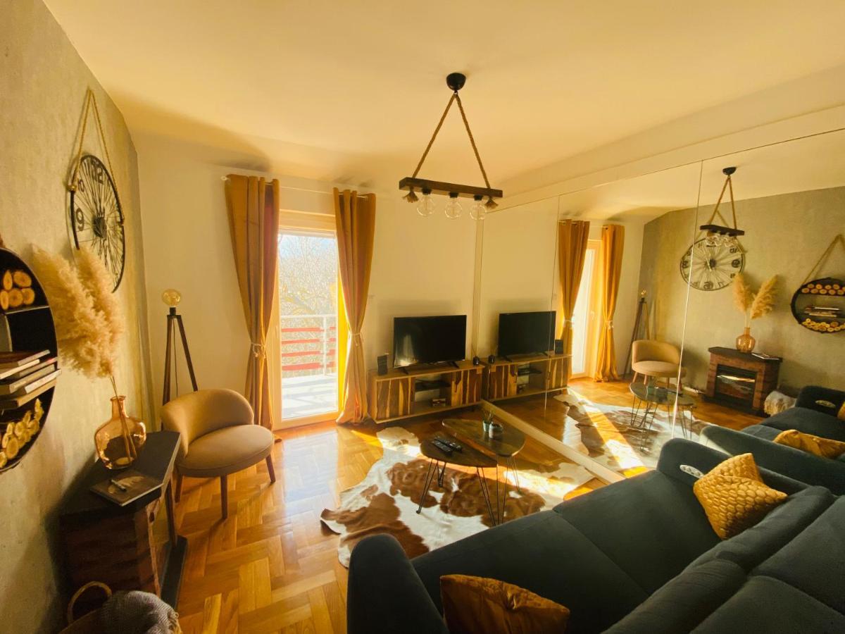 “bear Hill” Apartment *